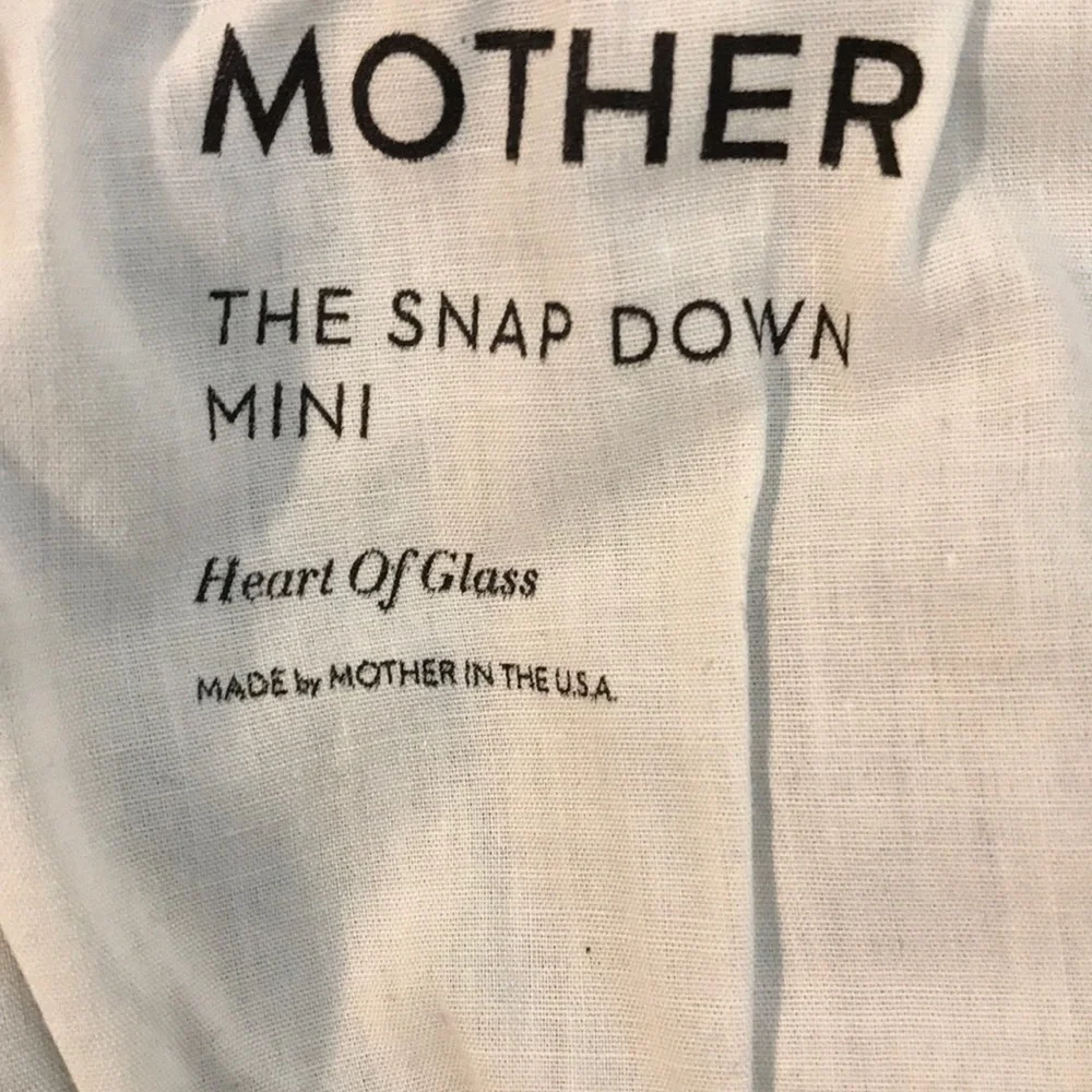 MOTHER The Snap Down Mini Heart of Glass - Picture 3 of 6